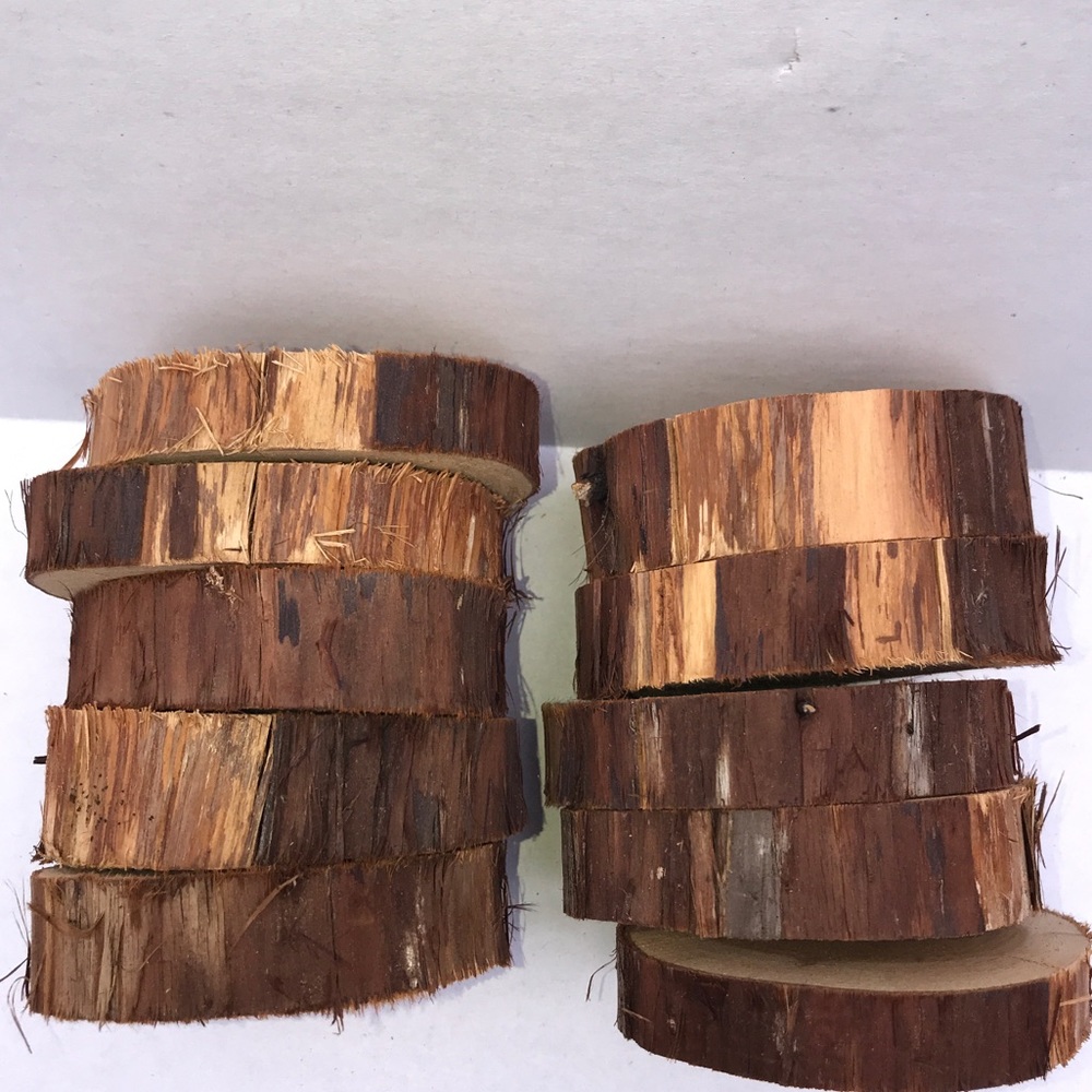 10 ct. Texas Hill Country Cedar Tree Wood Slices - Picture 3 of 3